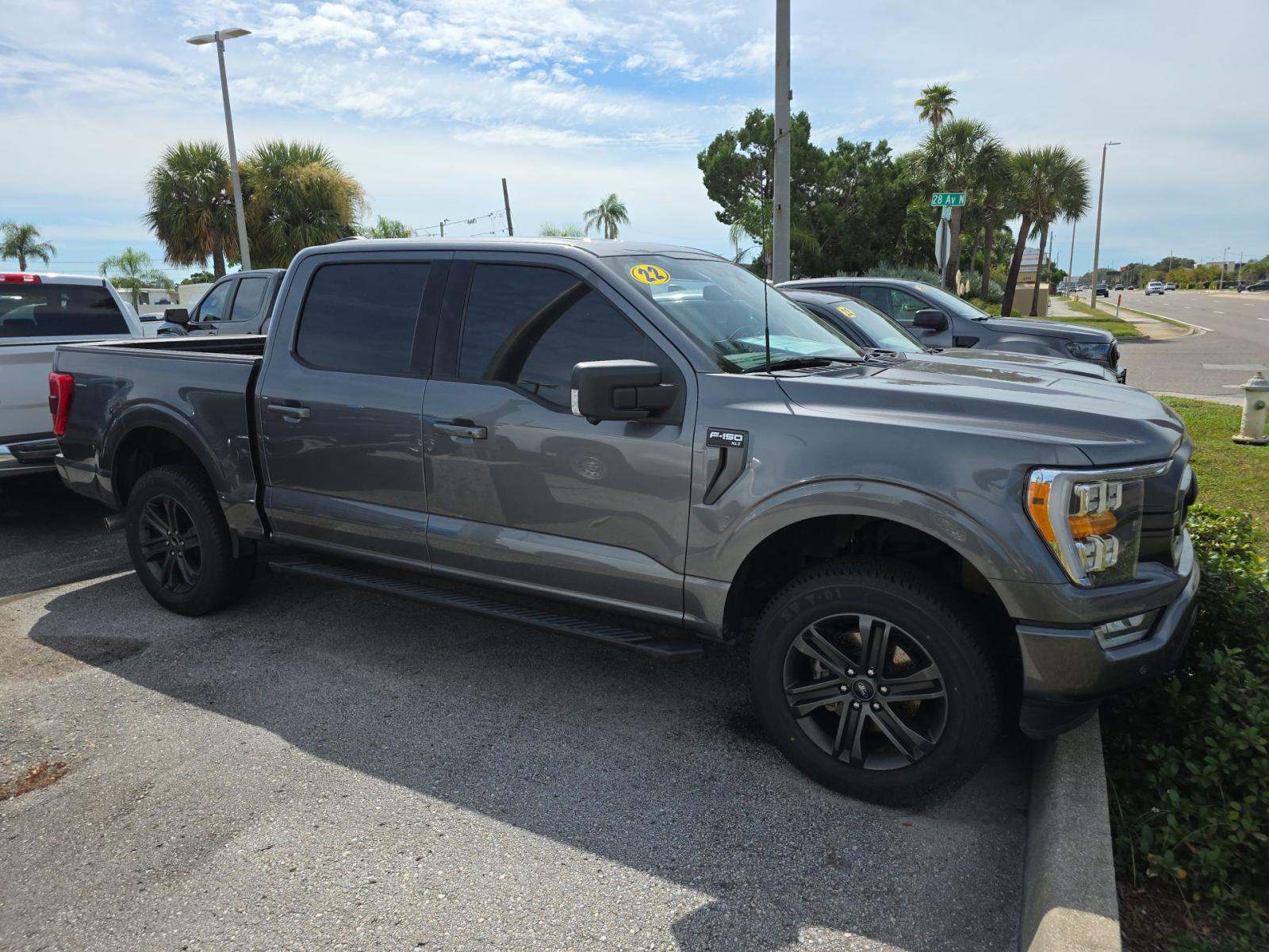 2022 Ford F-150 XLT AWD