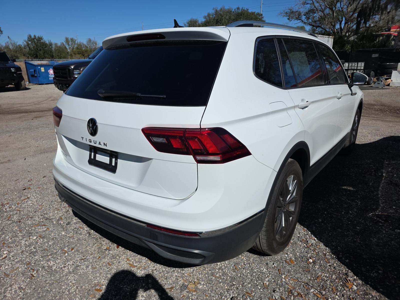 2024 Volkswagen Tiguan 2.0T SE FWD