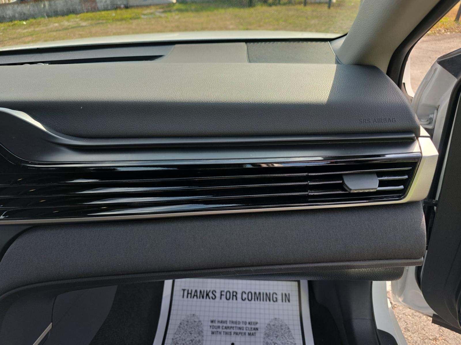 2025 Toyota Camry LE FWD