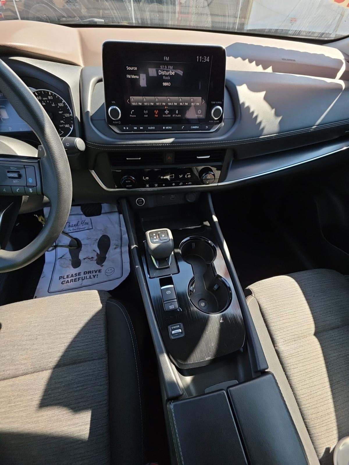 2023 Nissan Rogue SV FWD