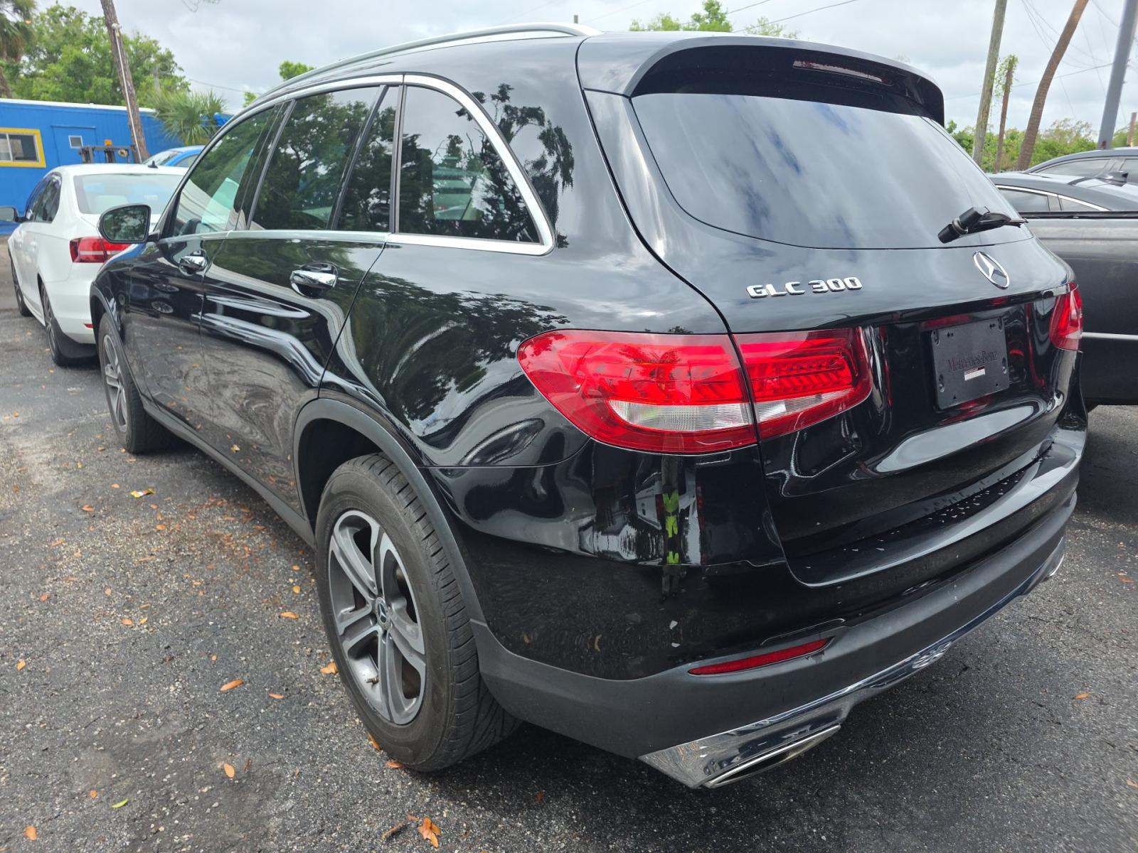 MERCEDES-BENZ GLC-CLASS - 2