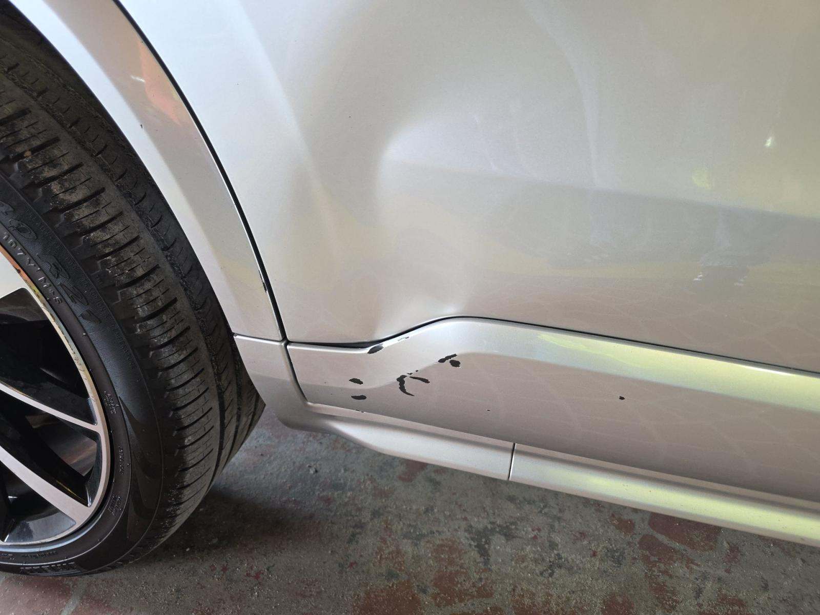 2021 Volvo XC90 T6 Momentum AWD