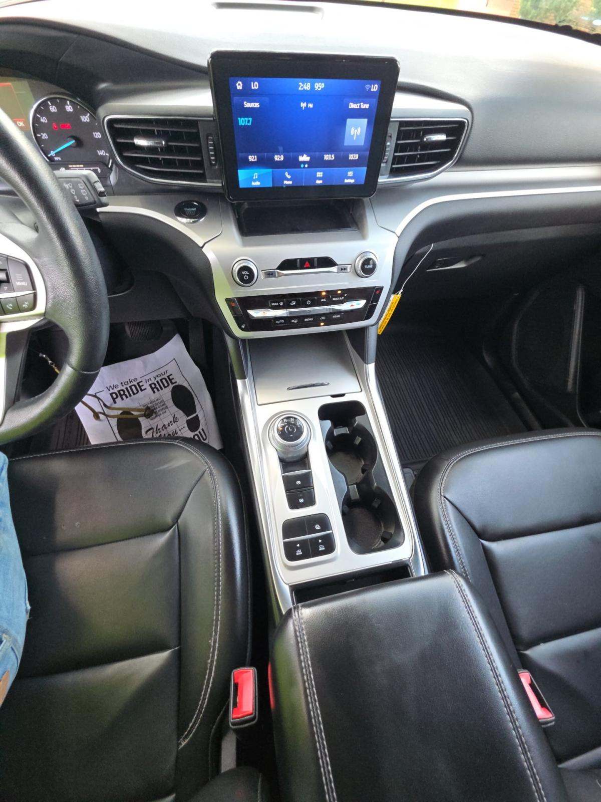FORD EXPLORER - 10
