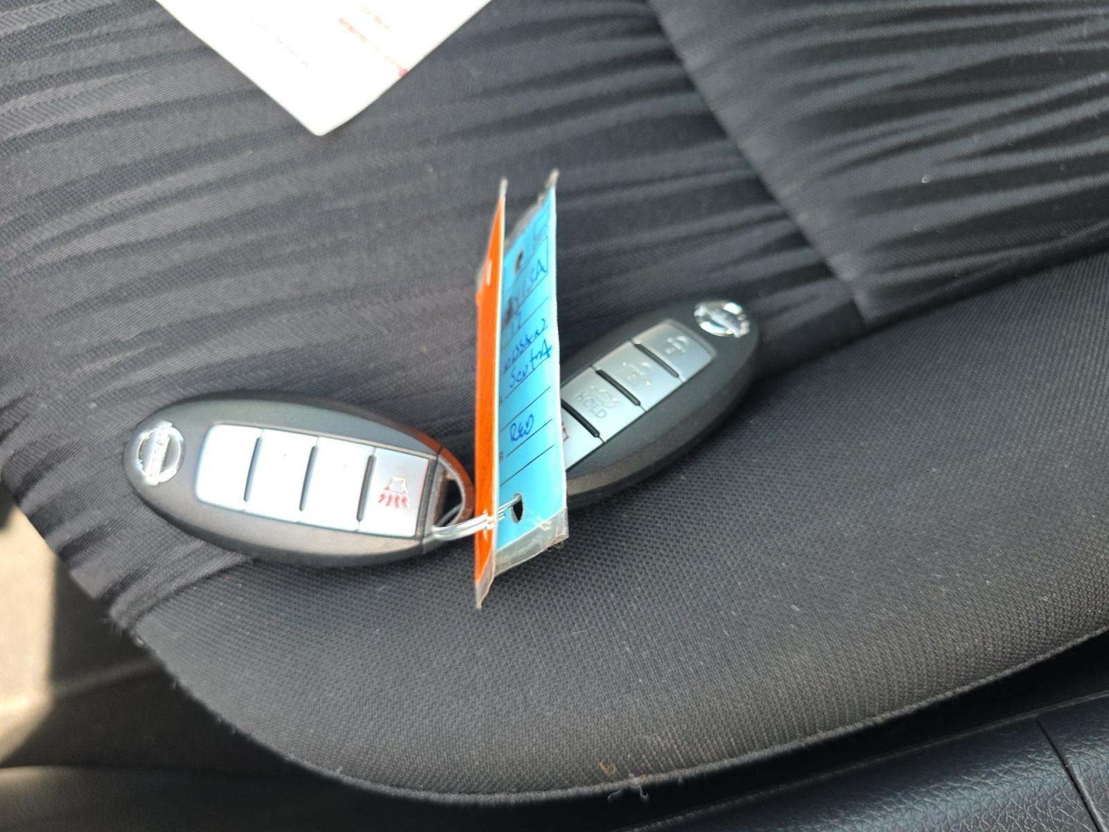 NISSAN SENTRA - 8