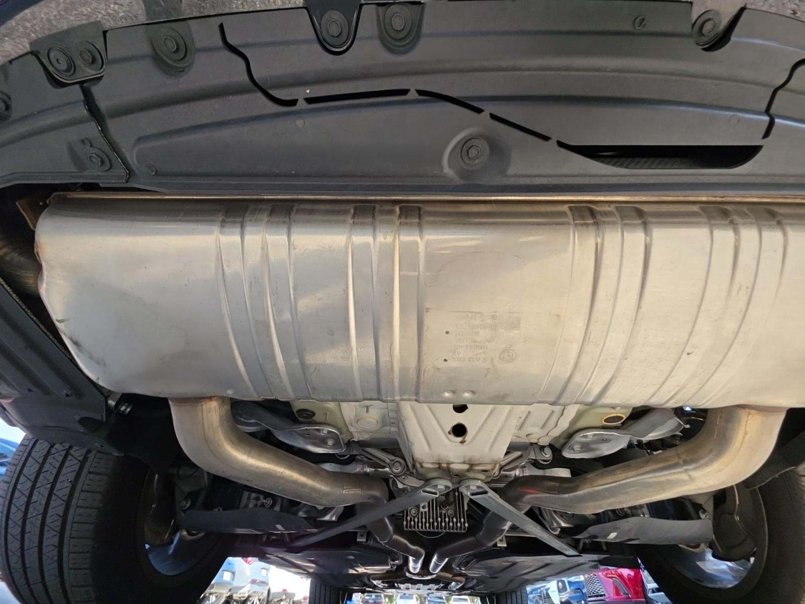 2025 BMW X7 M60i AWD