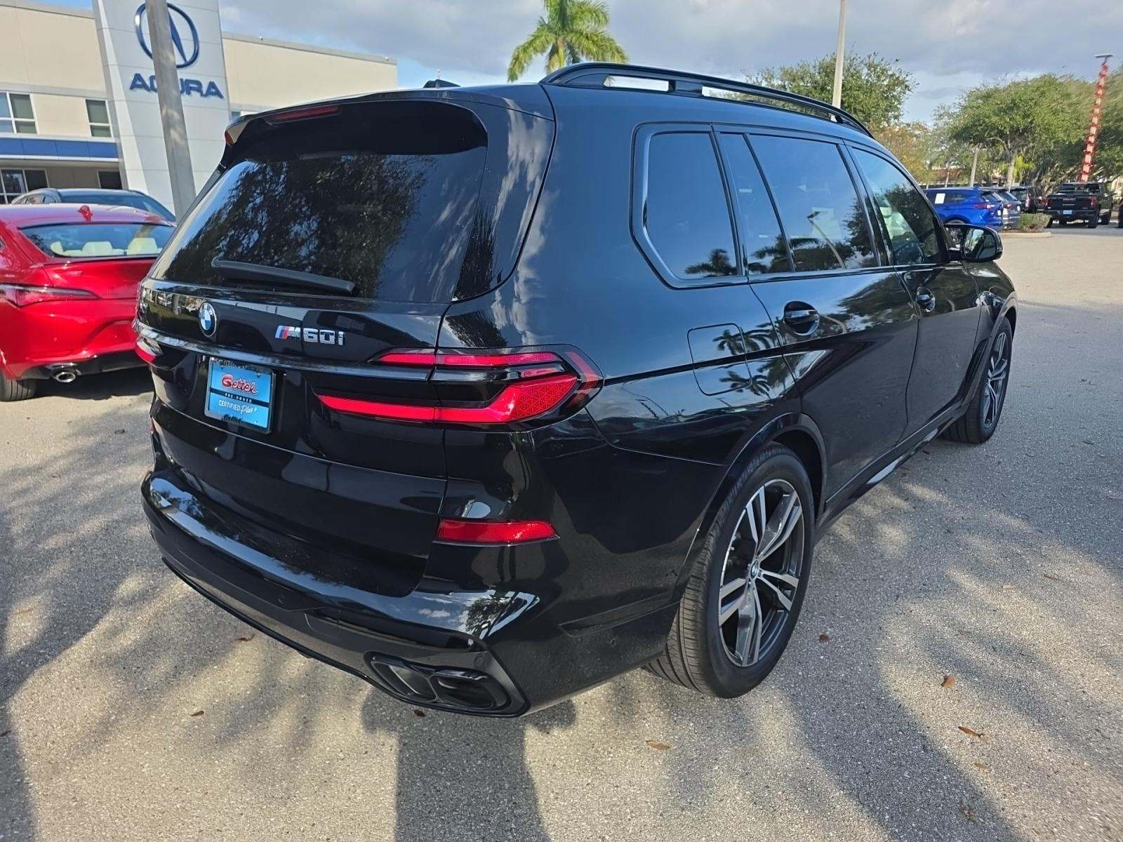 2025 BMW X7 M60i AWD