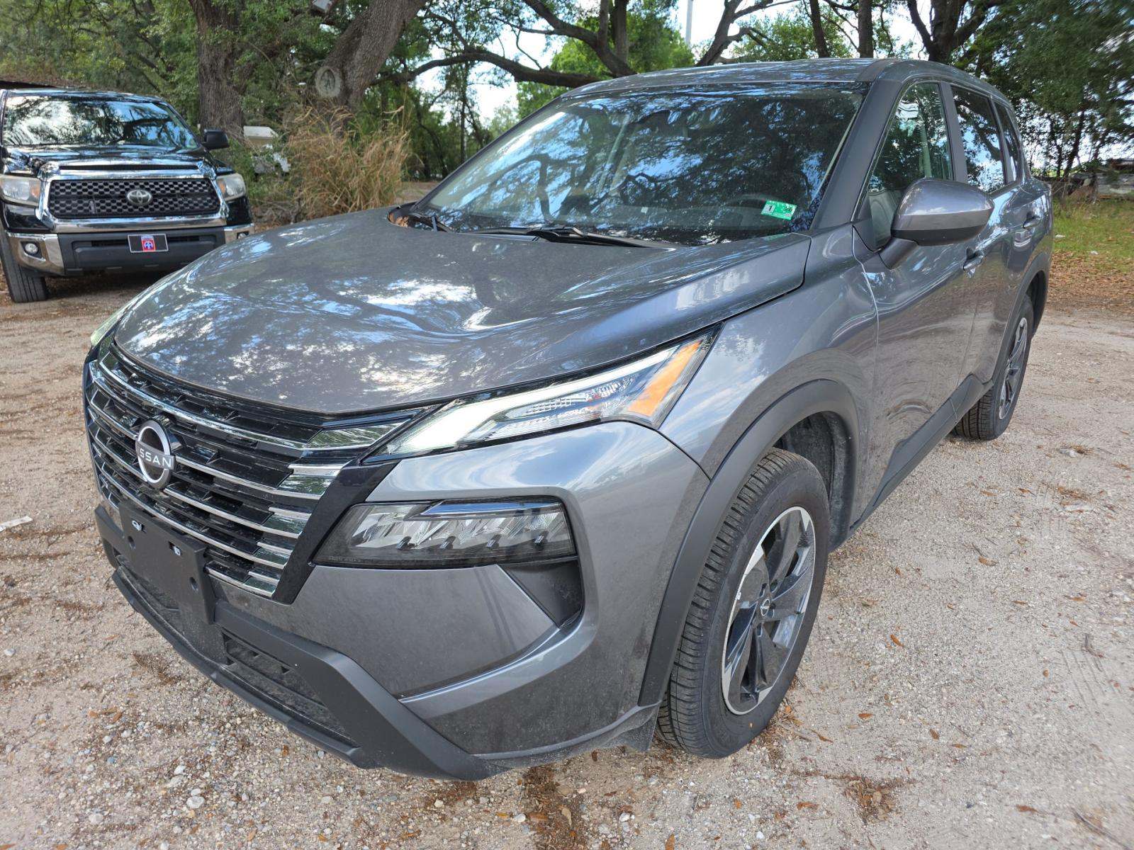 NISSAN ROGUE - 1