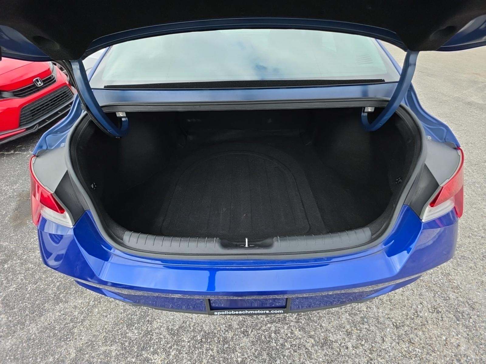 2021 Hyundai Elantra SEL FWD