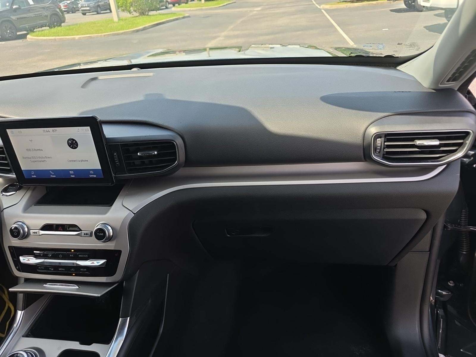 2023 Ford Explorer XLT RWD