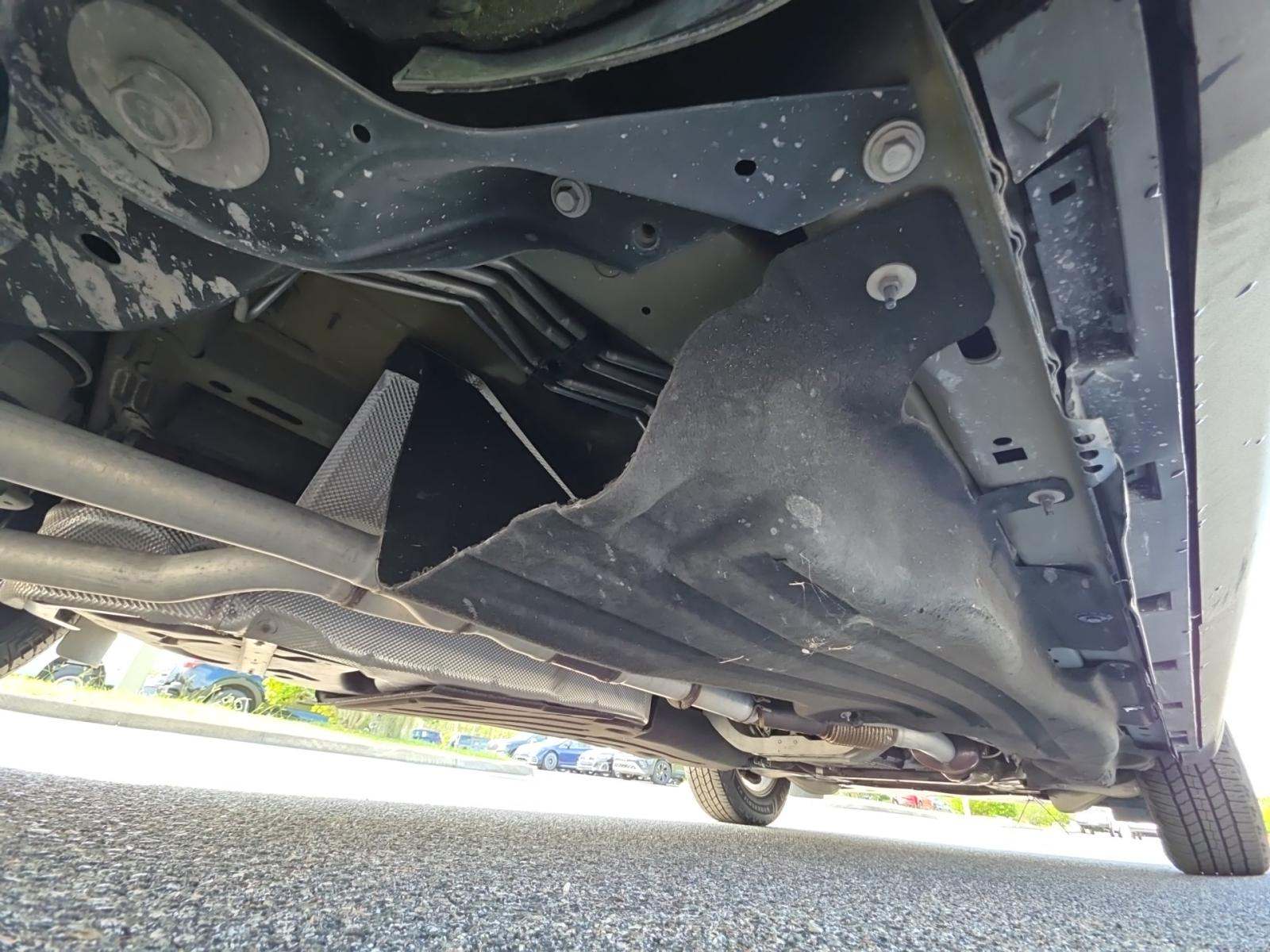 2023 Ford Explorer XLT RWD