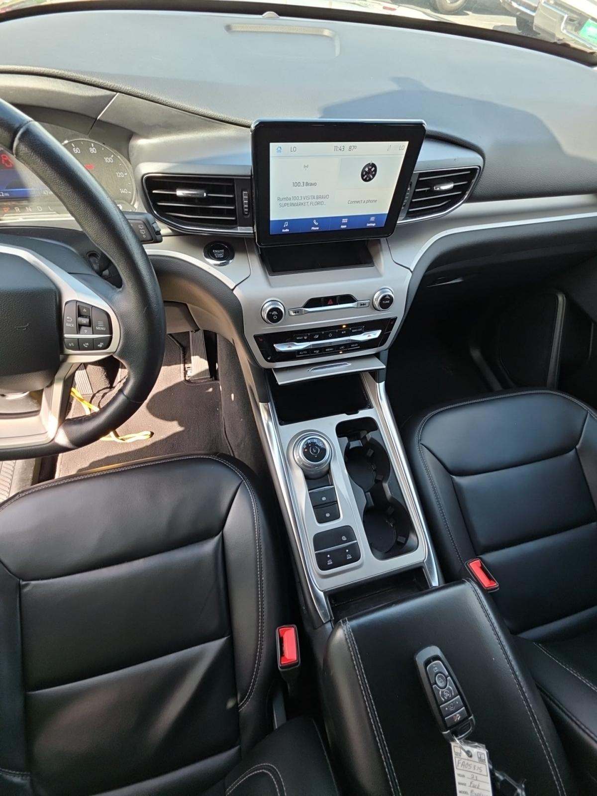 2023 Ford Explorer XLT RWD