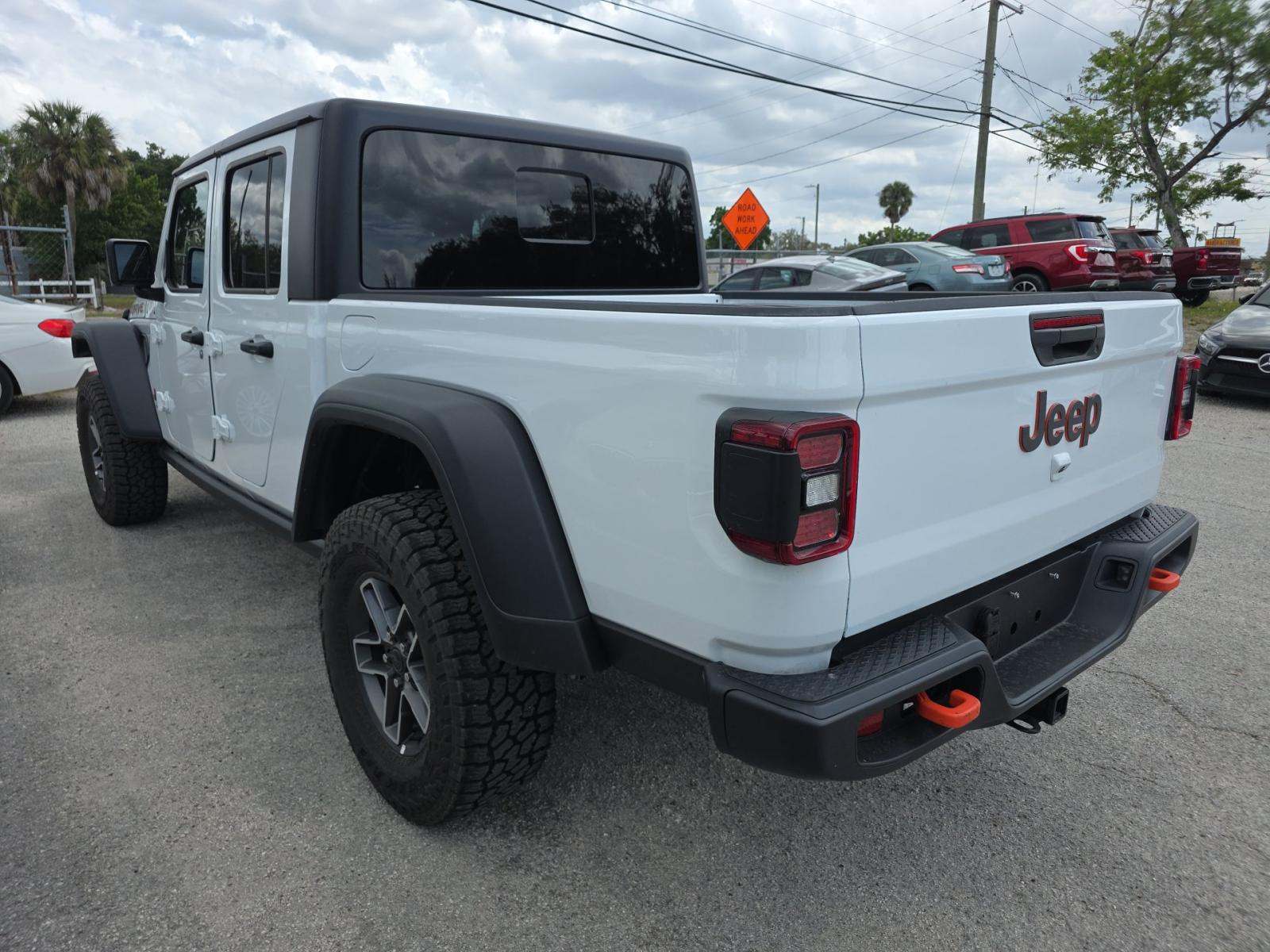JEEP MOJAVE - 2