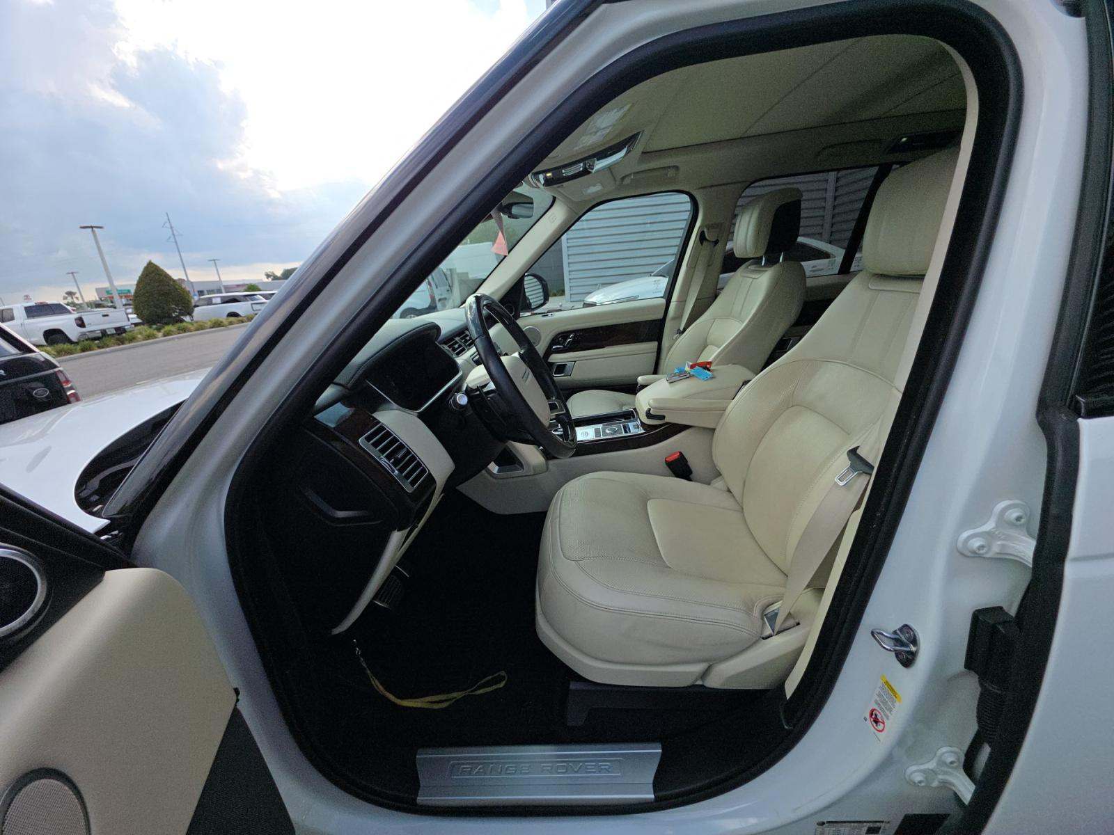 2021 Land Rover Range Rover P525 Westminster AWD