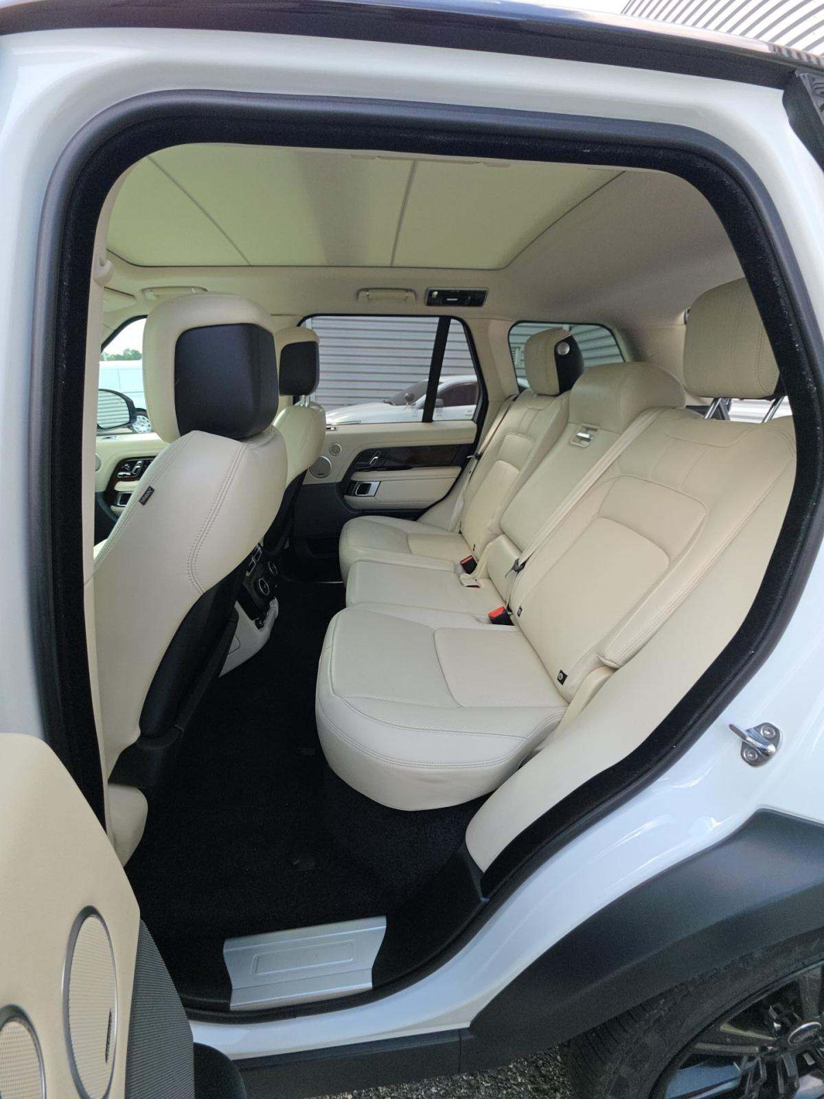 2021 Land Rover Range Rover P525 Westminster AWD