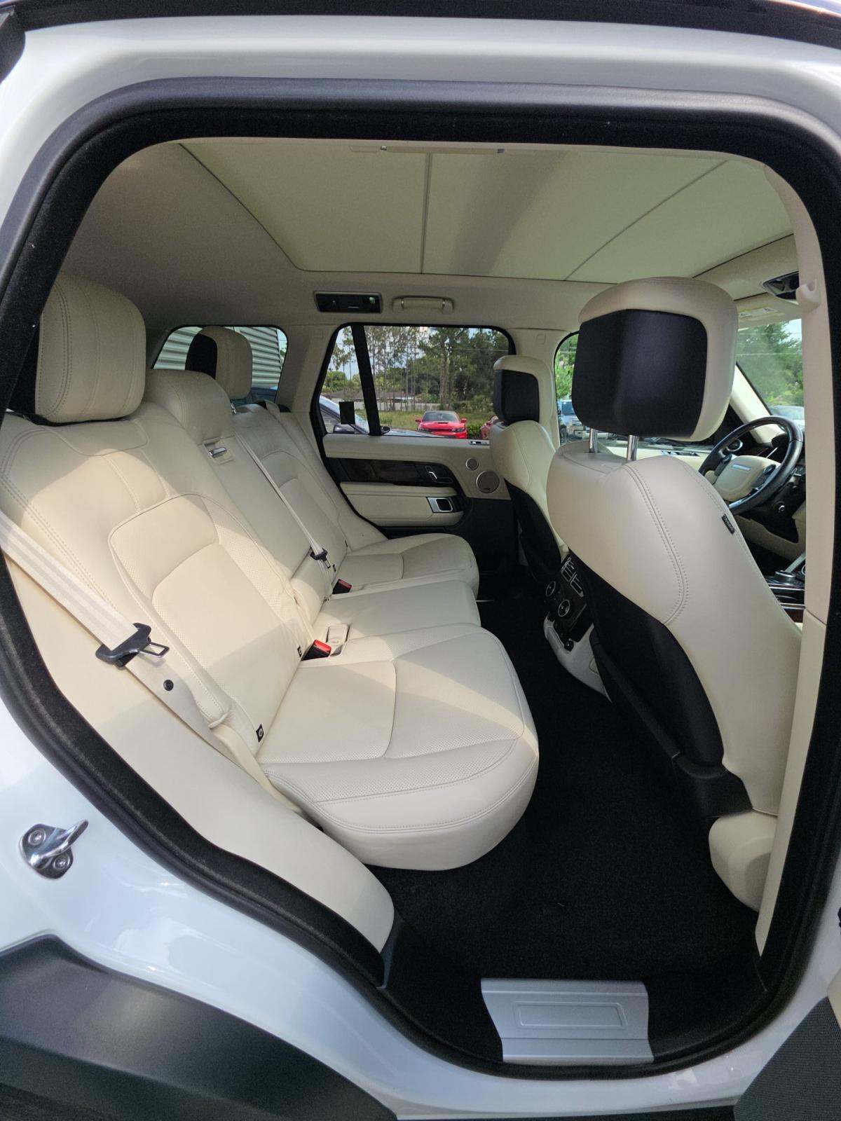 2021 Land Rover Range Rover P525 Westminster AWD