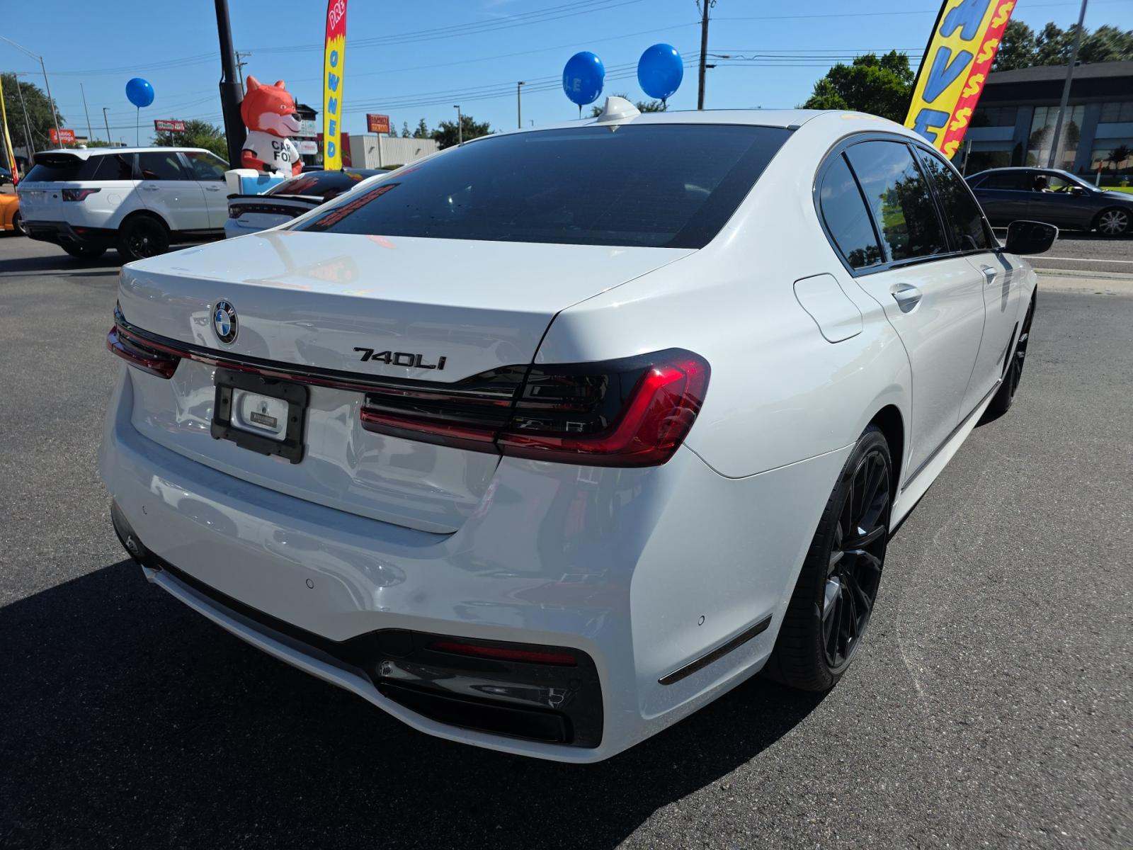 2022 BMW 7 Series 740i RWD