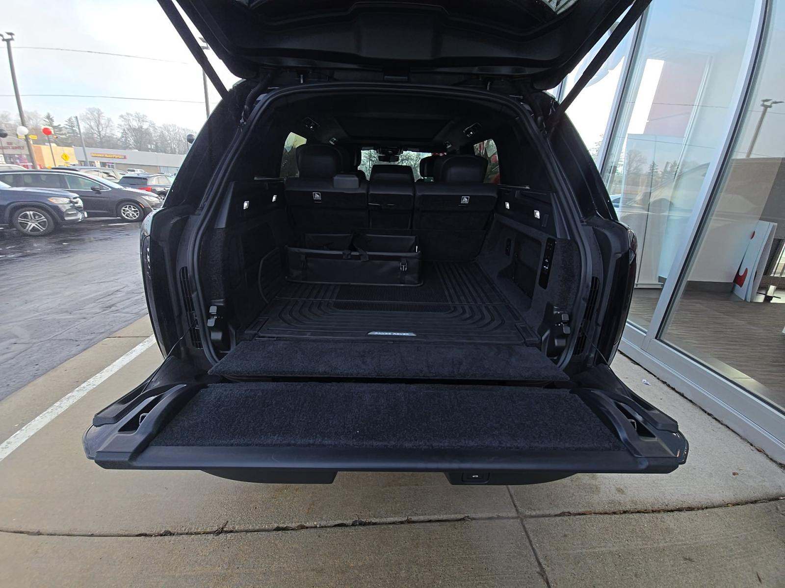 2024 Land Rover Range Rover Autobiography LWB AWD