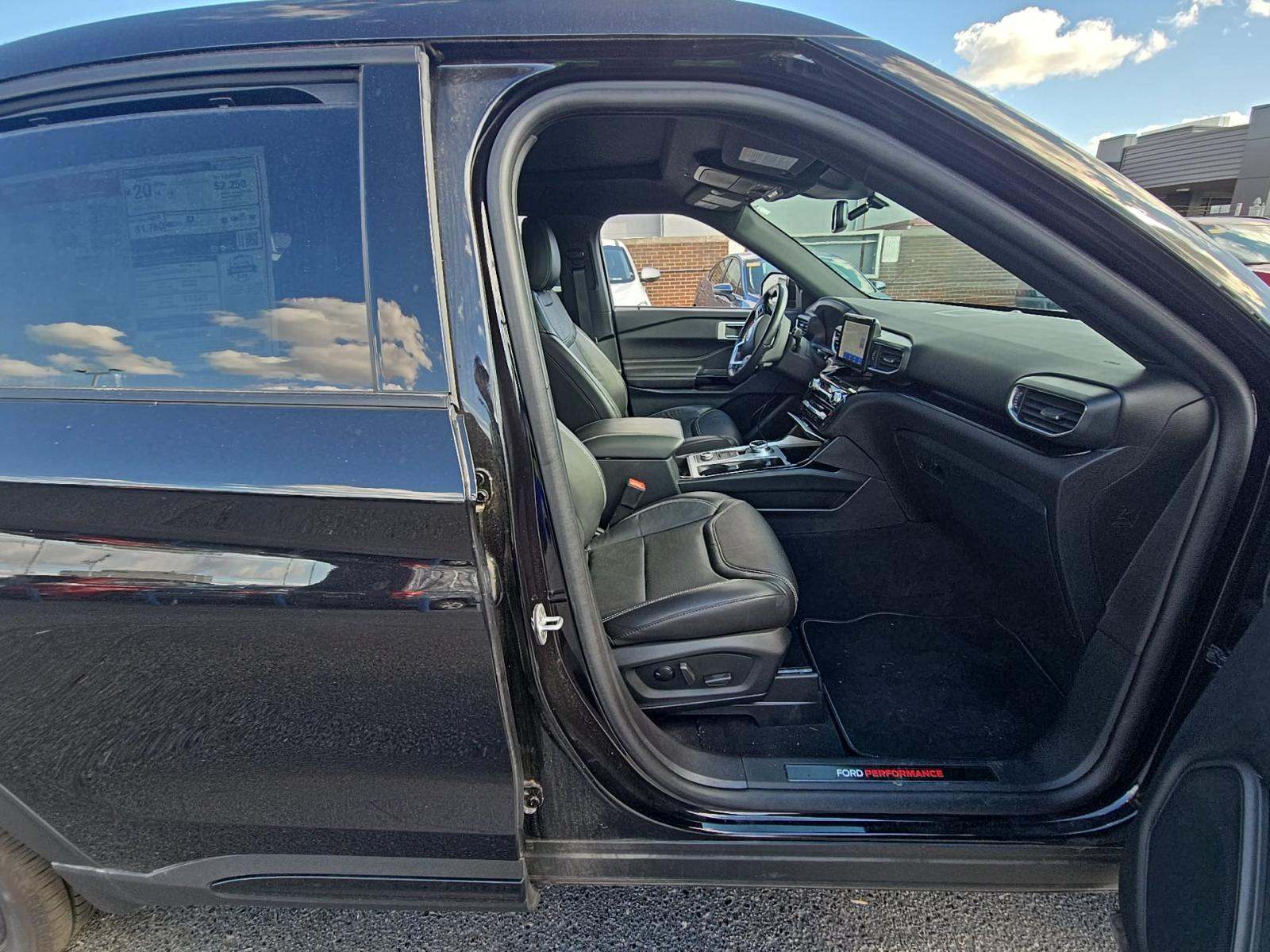 2022 Ford Explorer ST AWD