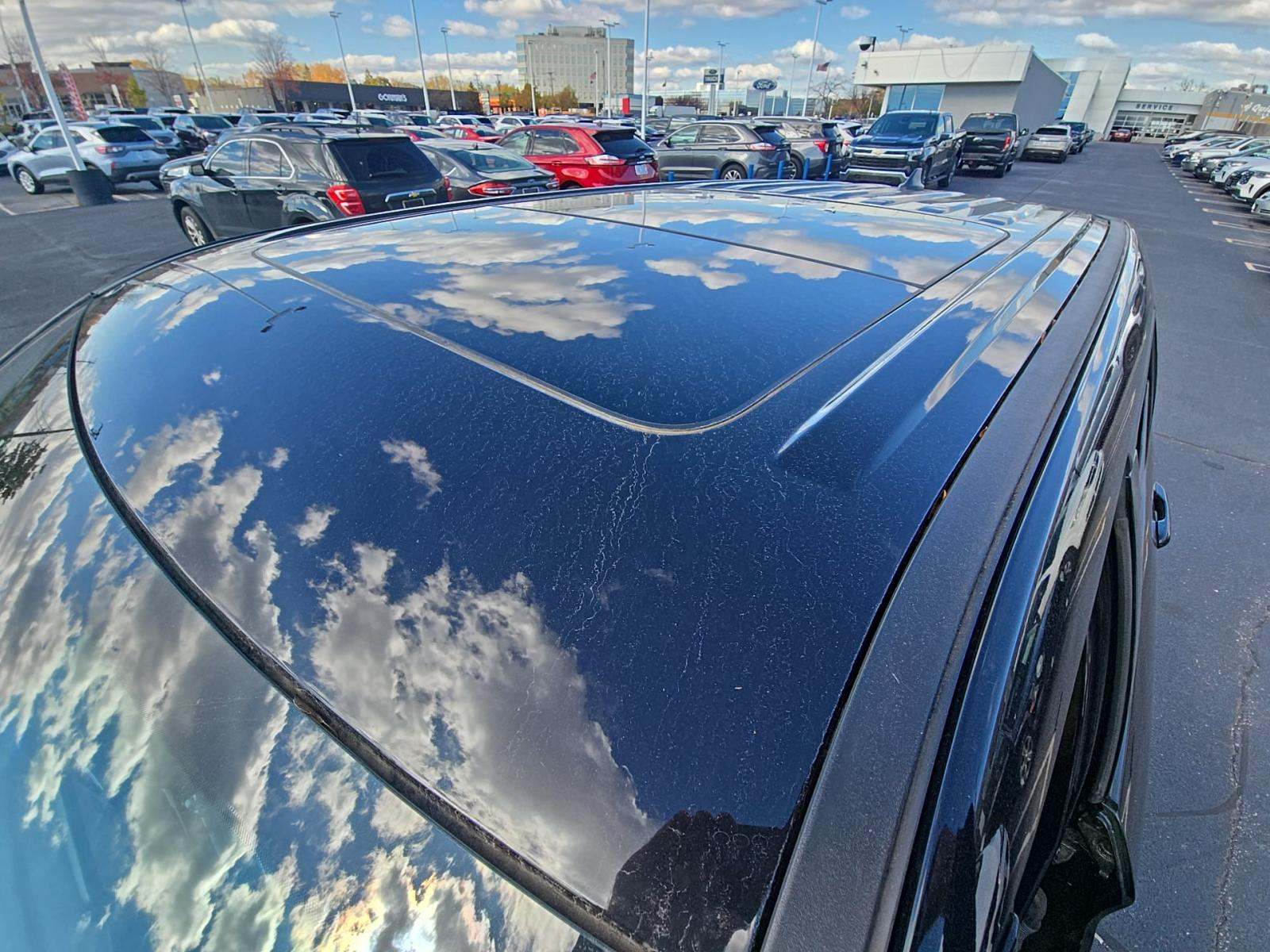 2022 Ford Explorer ST AWD