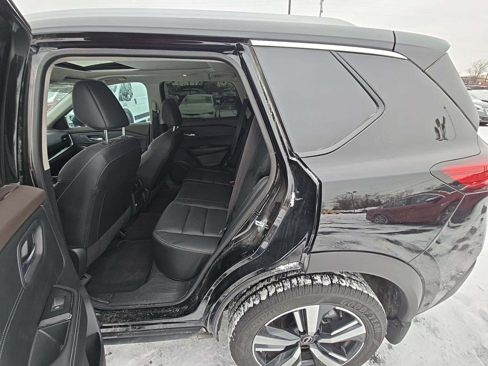 2023 Nissan Rogue SL FWD