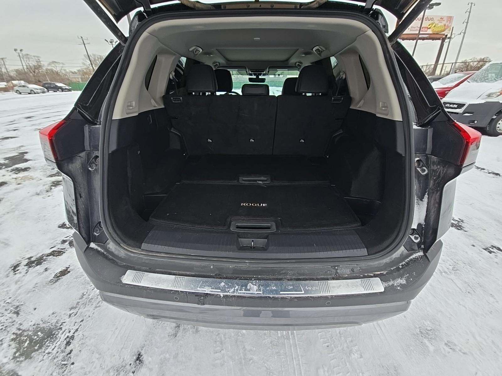 2023 Nissan Rogue SL FWD