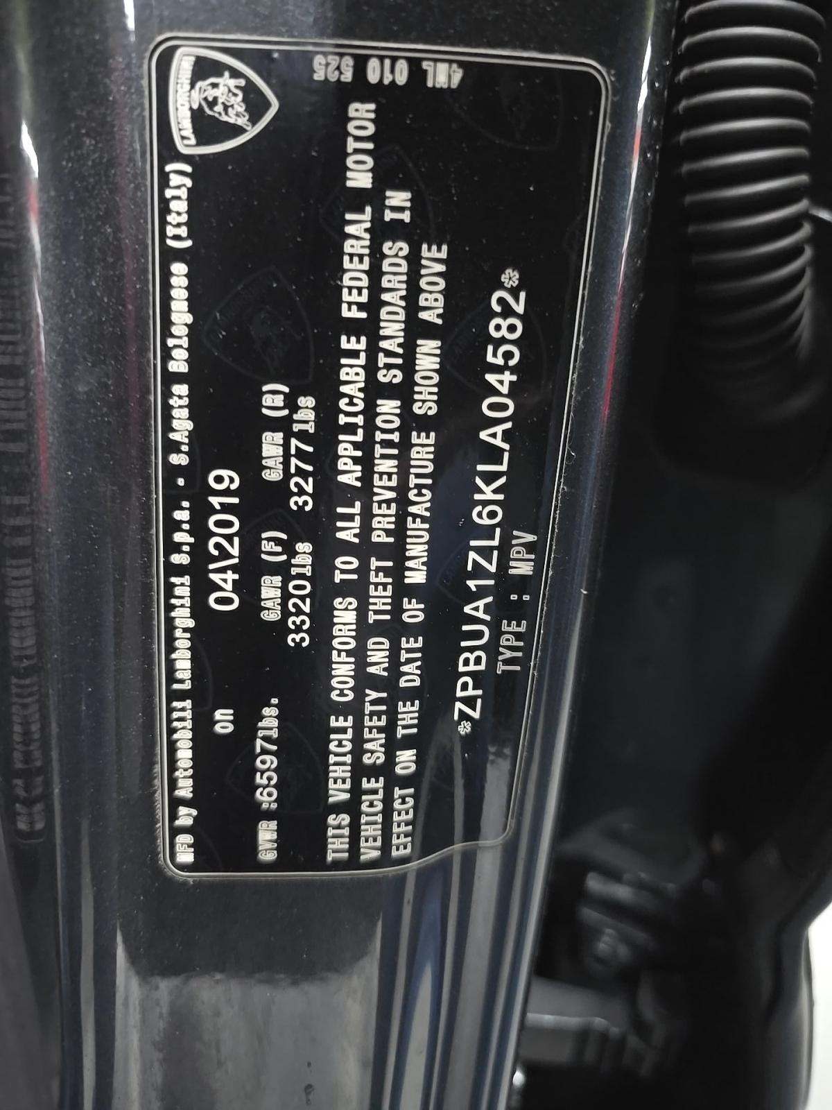 2019 Lamborghini Urus Base AWD