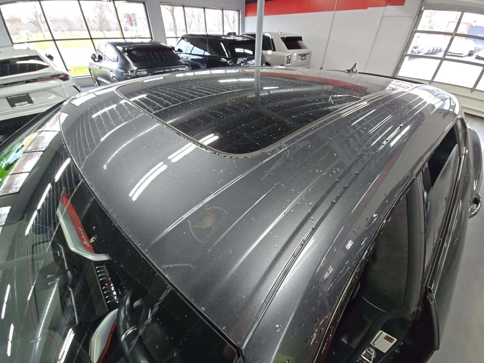 2019 Lamborghini Urus Base AWD