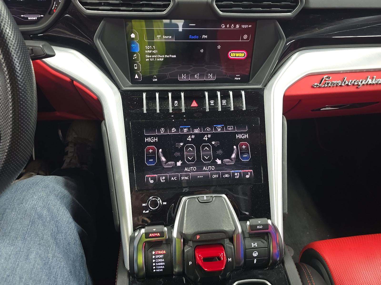 2019 Lamborghini Urus Base AWD