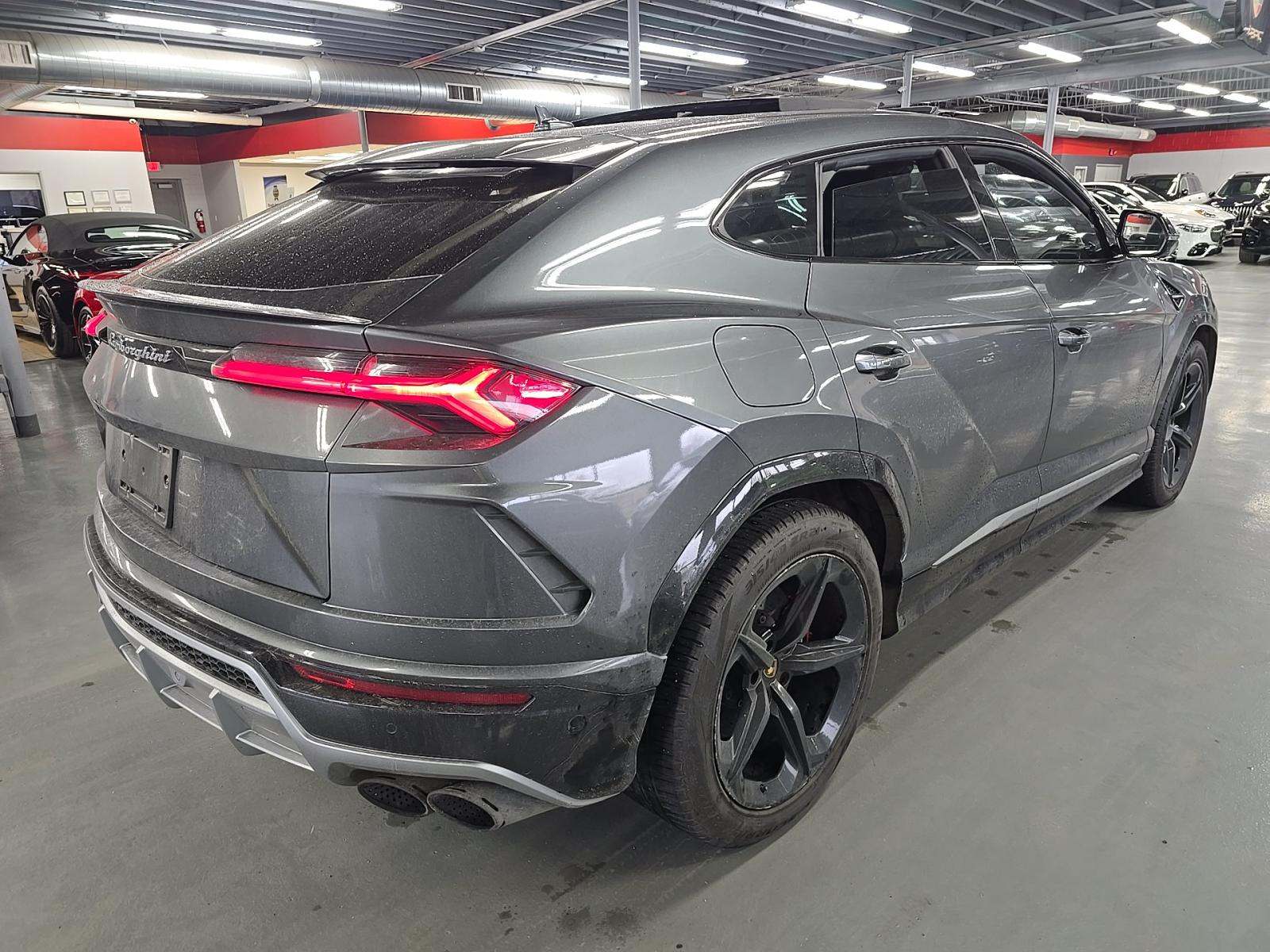 2019 Lamborghini Urus Base AWD
