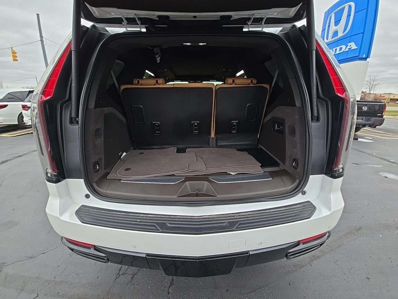 2024 Cadillac Escalade Sport AWD