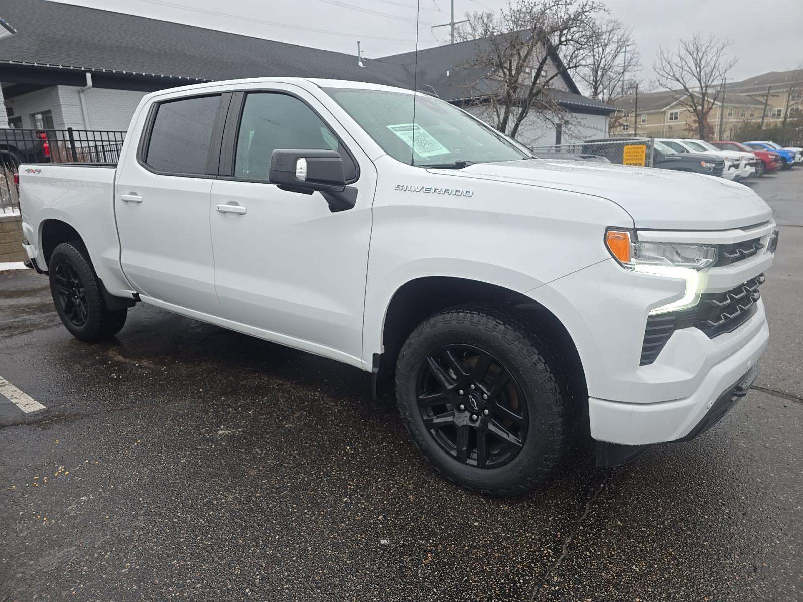 2024 Chevrolet Silverado 1500 RST AWD