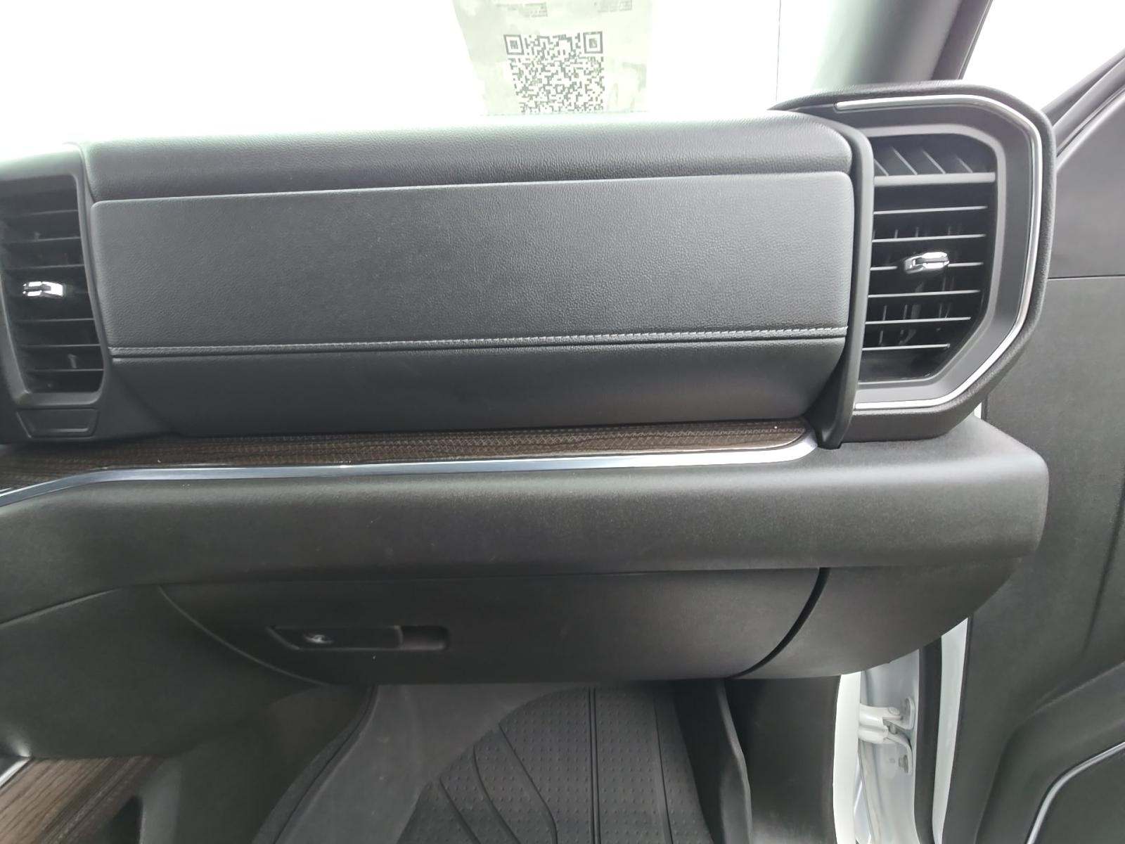 2024 Chevrolet Silverado 1500 RST AWD