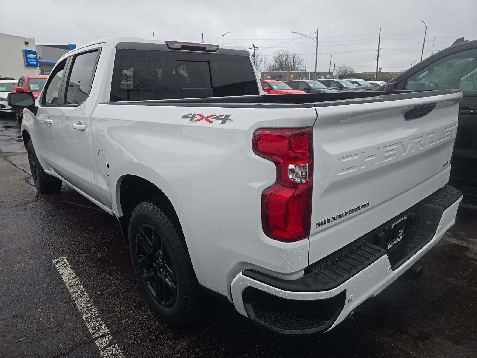 2024 Chevrolet Silverado 1500 RST AWD