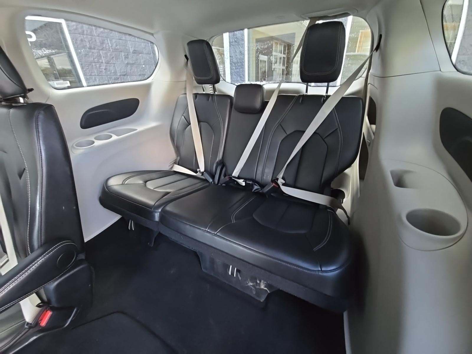 2024 Chrysler Pacifica Touring L FWD