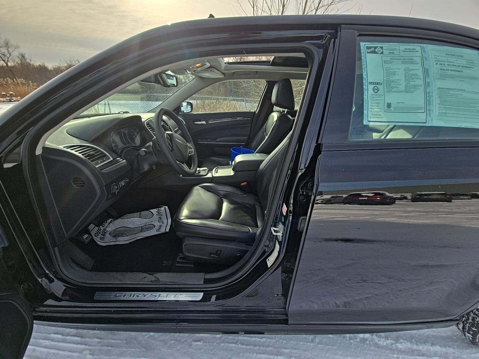 2023 Chrysler 300 Touring L AWD