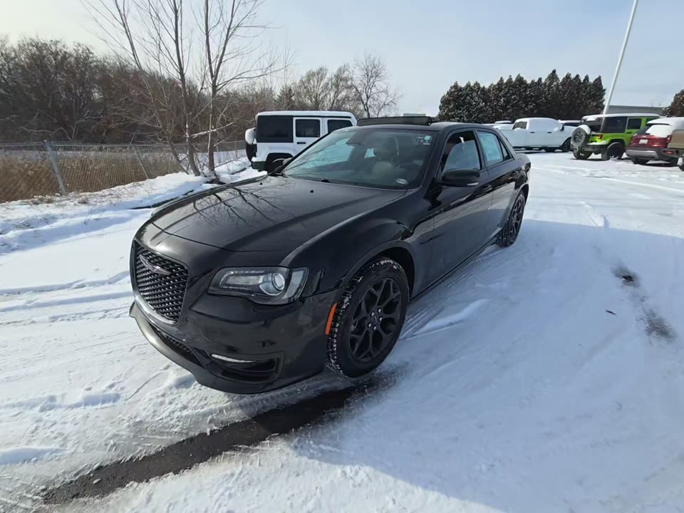 2023 Chrysler 300 Touring L AWD