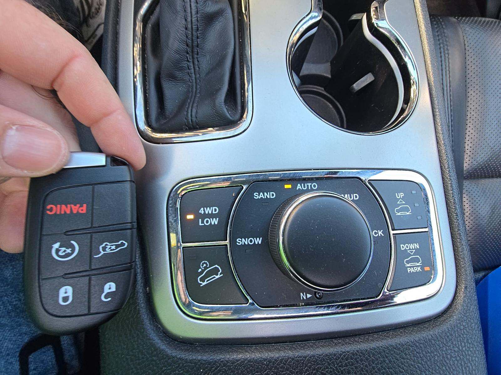 2019 Jeep Grand Cherokee Overland High Altitude Edition AWD