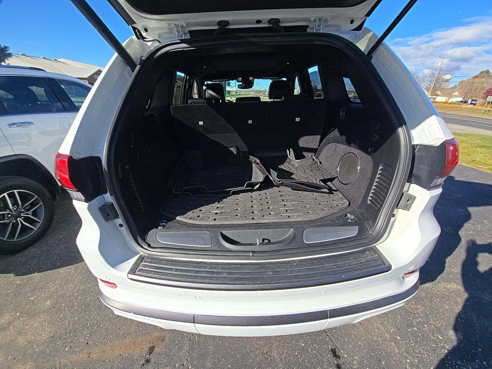 2019 Jeep Grand Cherokee Overland High Altitude Edition AWD