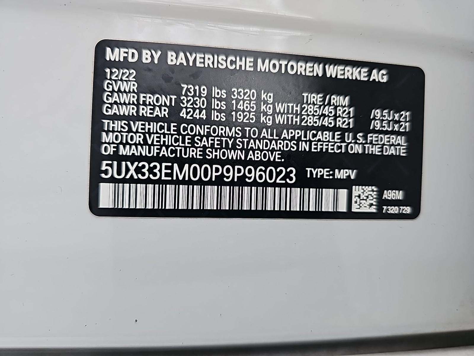 2023 BMW X7 M60i AWD
