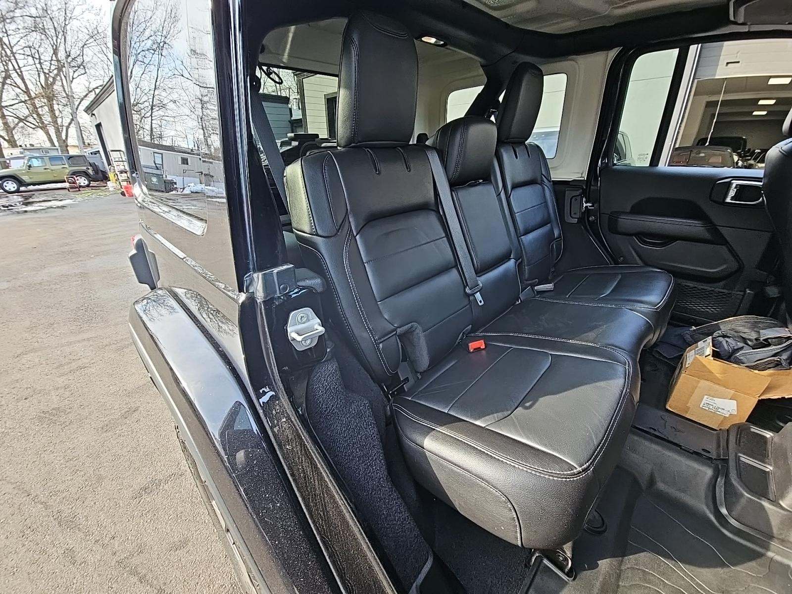 2021 Jeep Wrangler Unlimited Sahara AWD