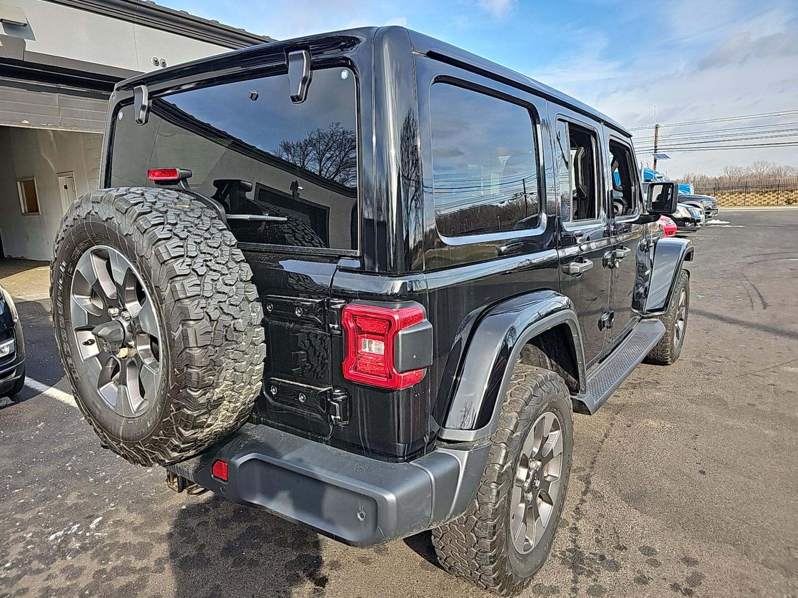 2021 Jeep Wrangler Unlimited Sahara AWD