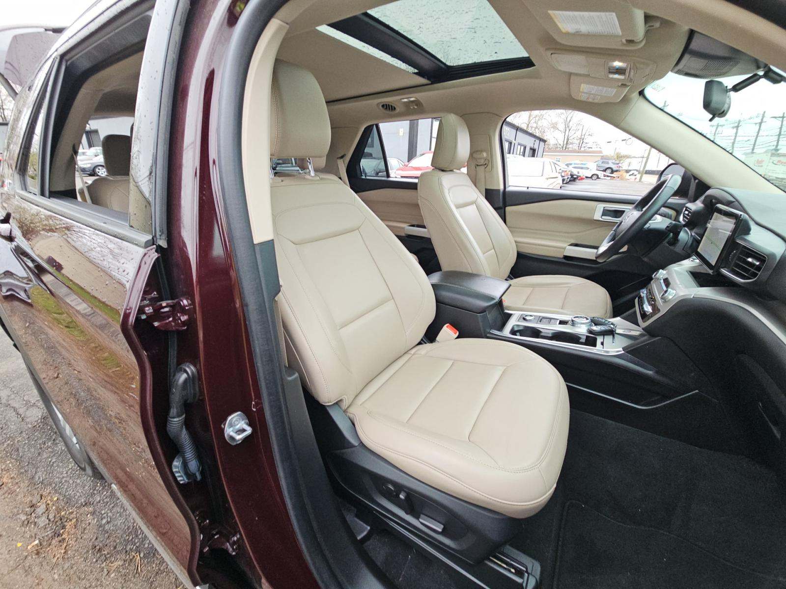 2022 Ford Explorer XLT AWD