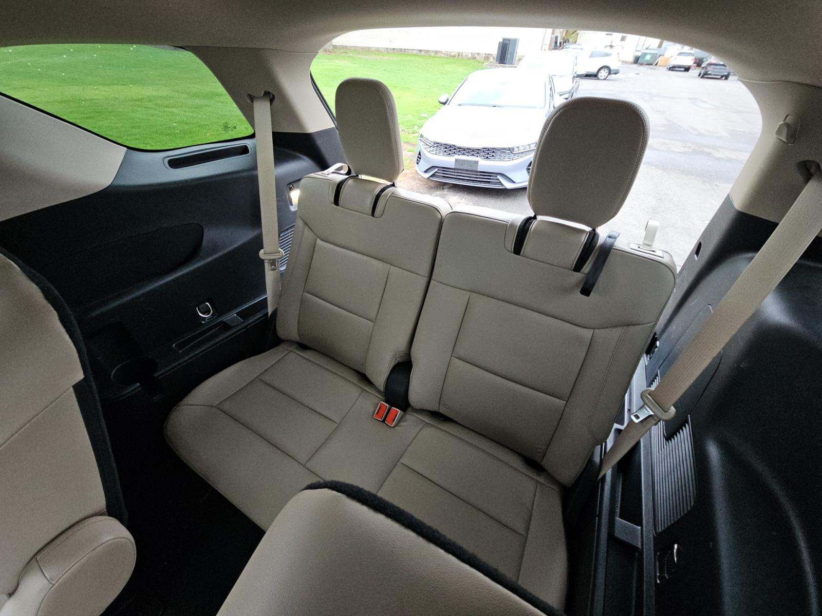 2022 Ford Explorer XLT AWD