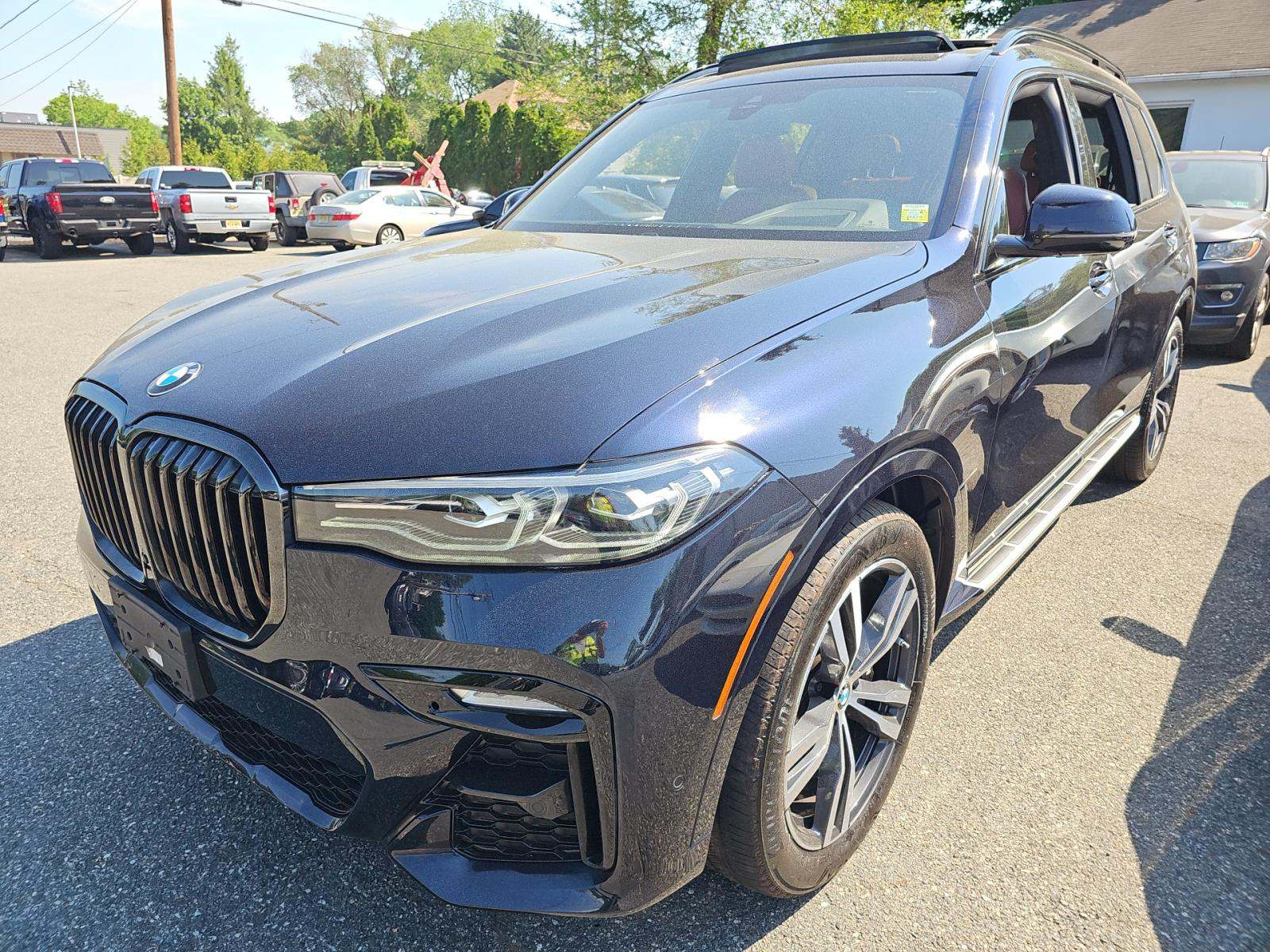 2022 BMW X7 xDrive40i AWD