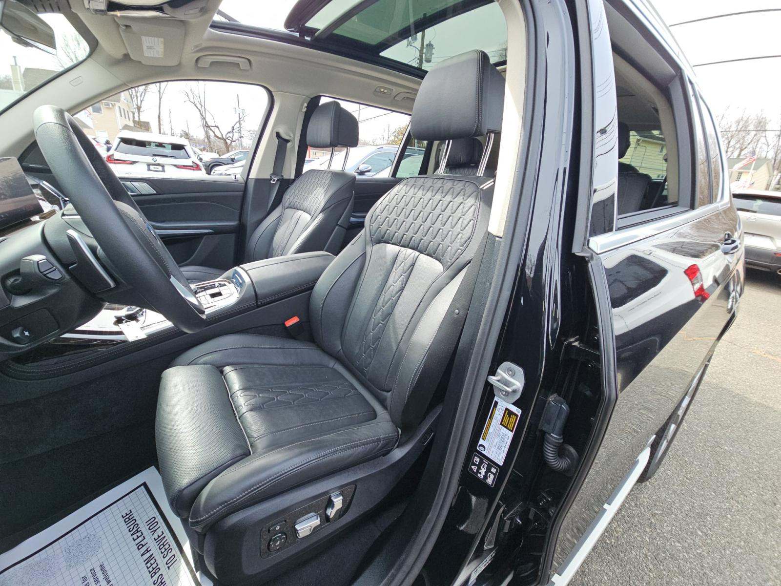 2026 BMW X7 xDrive40i AWD