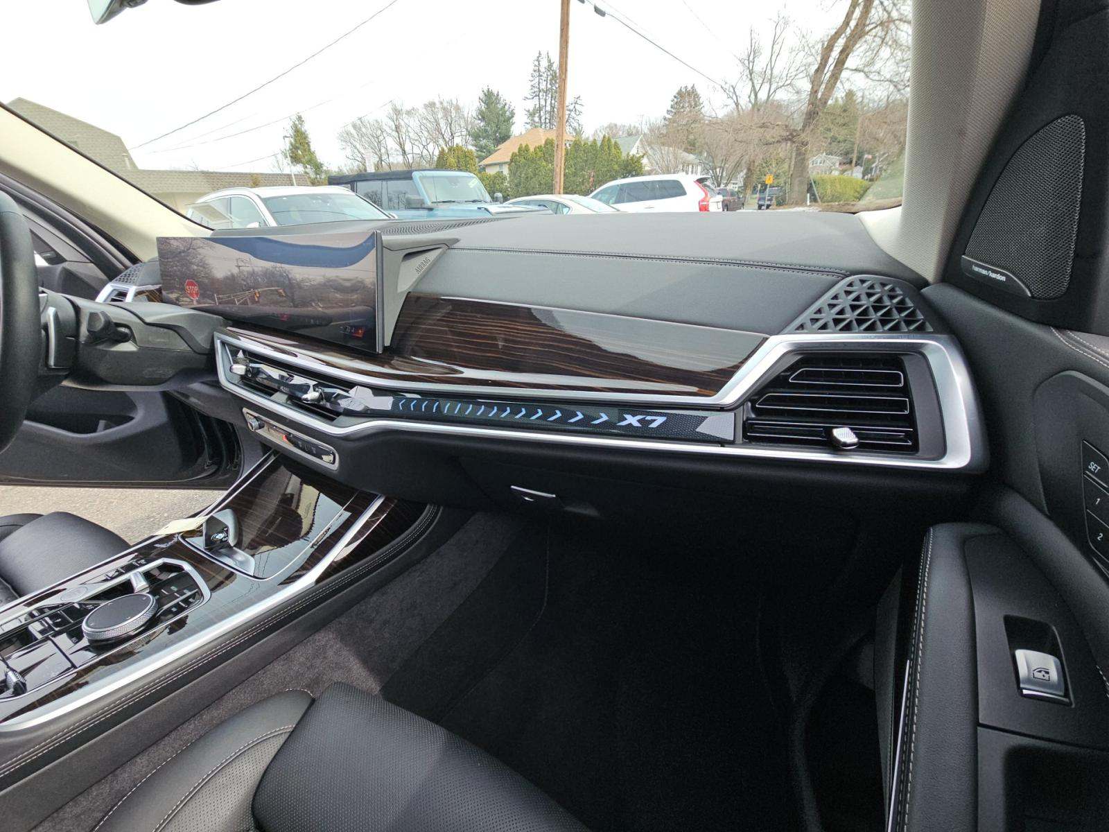 2026 BMW X7 xDrive40i AWD