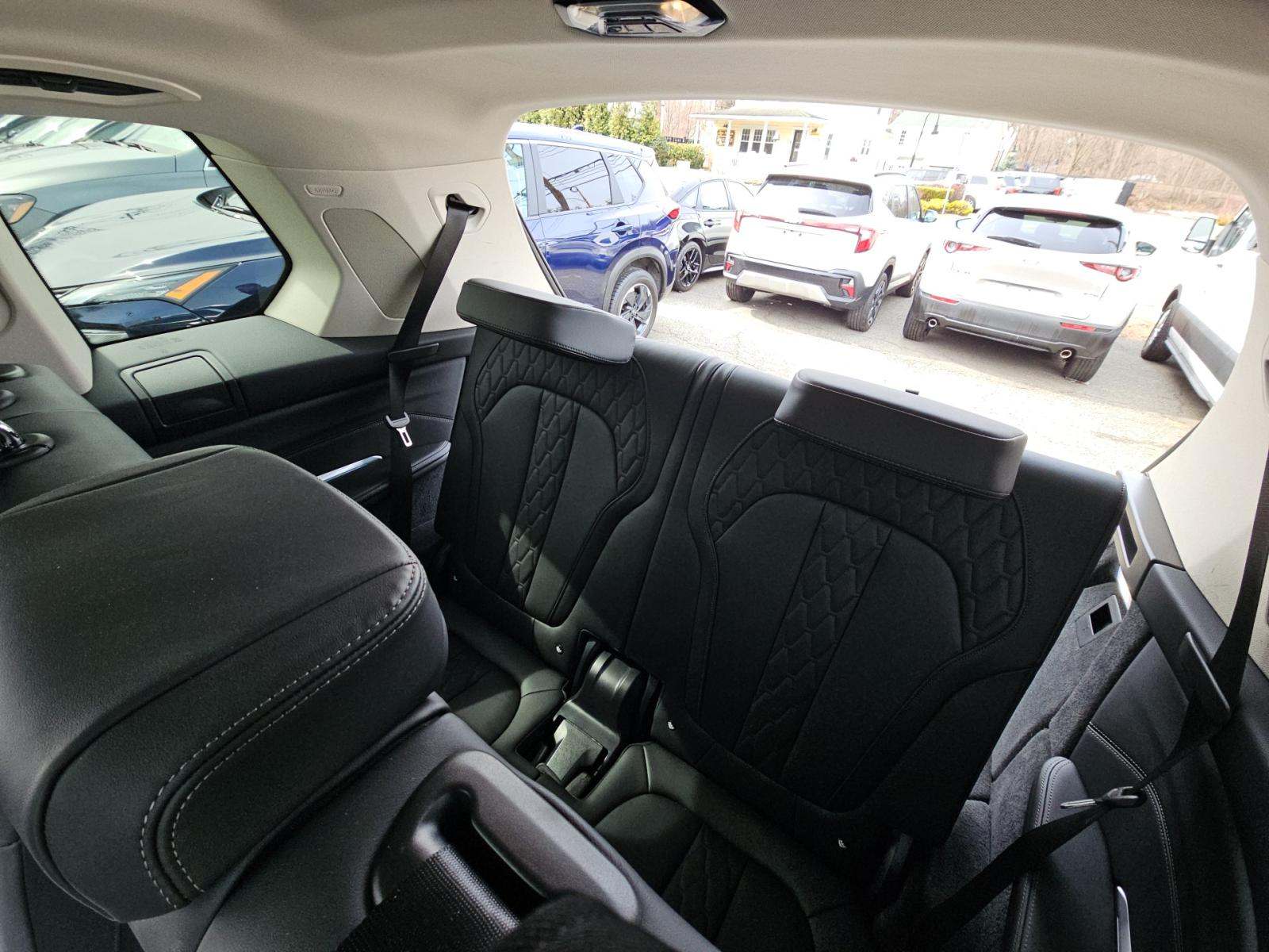 2026 BMW X7 xDrive40i AWD