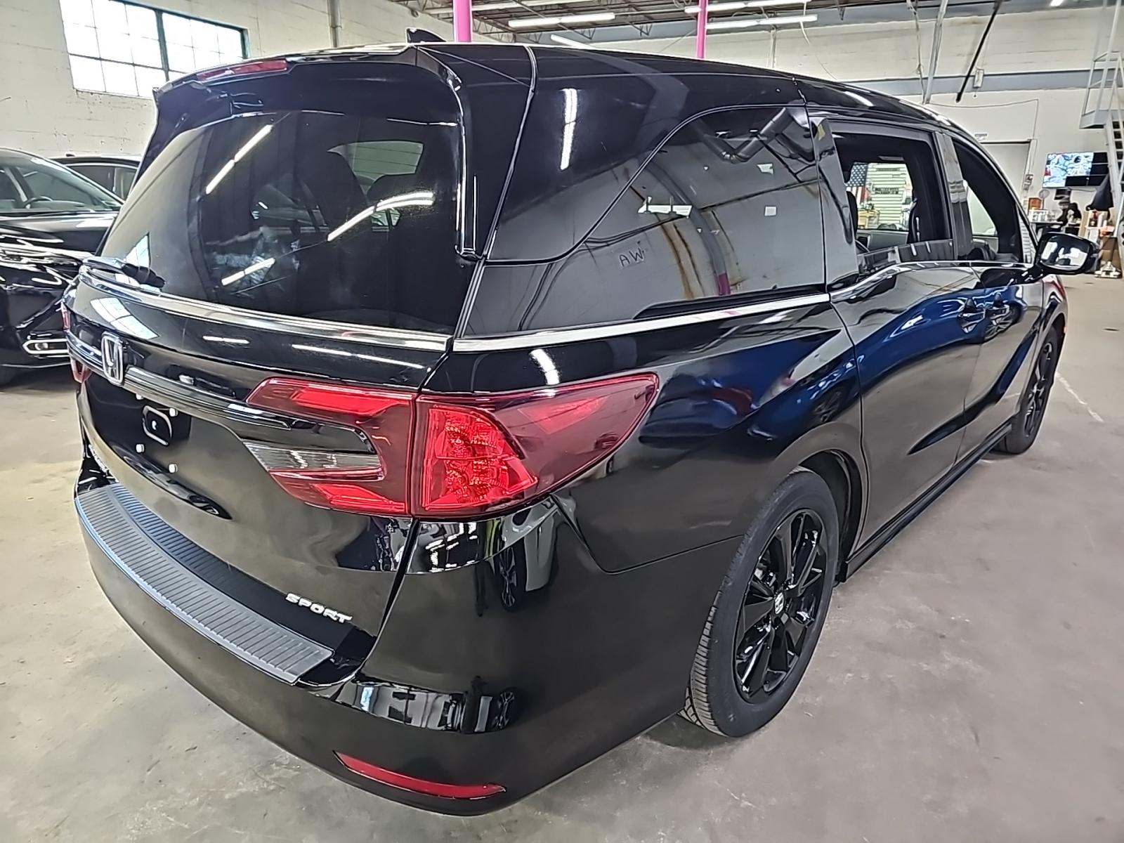 2023 Honda Odyssey Sport FWD