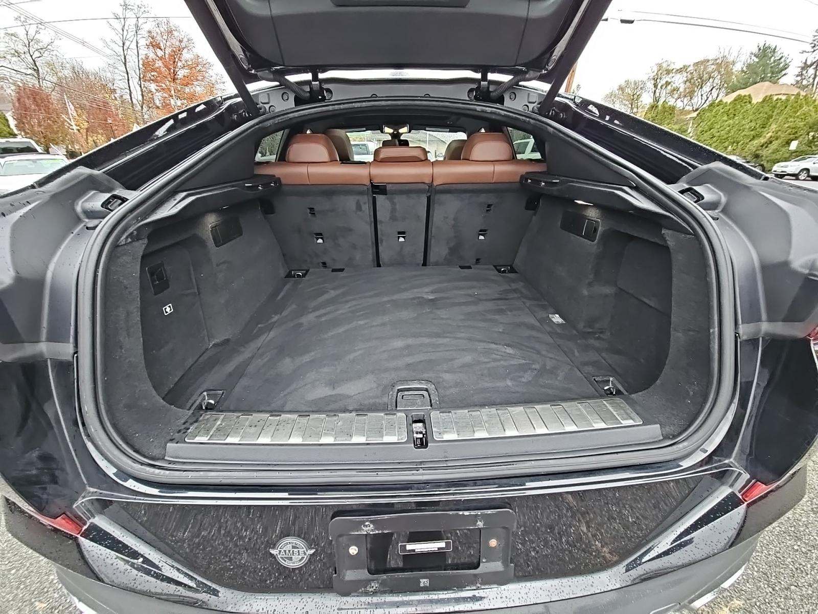 2023 BMW X6 xDrive40i AWD