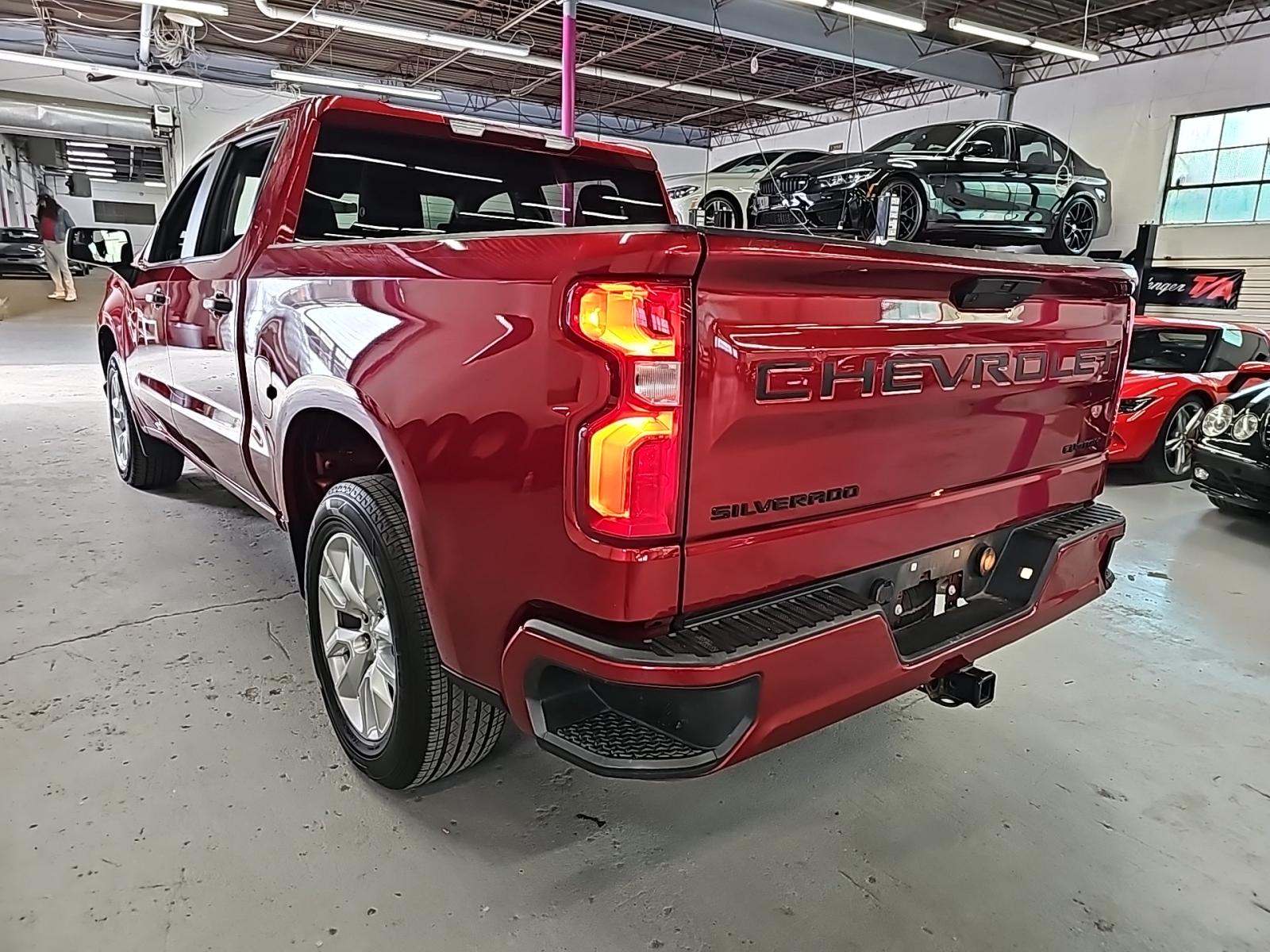 2022 Chevrolet Silverado 1500 Custom AWD
